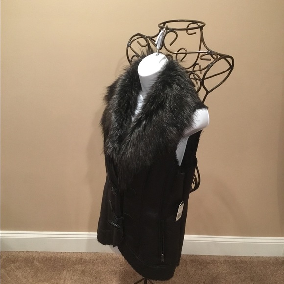 GUESS VEST - Picture 12 of 13